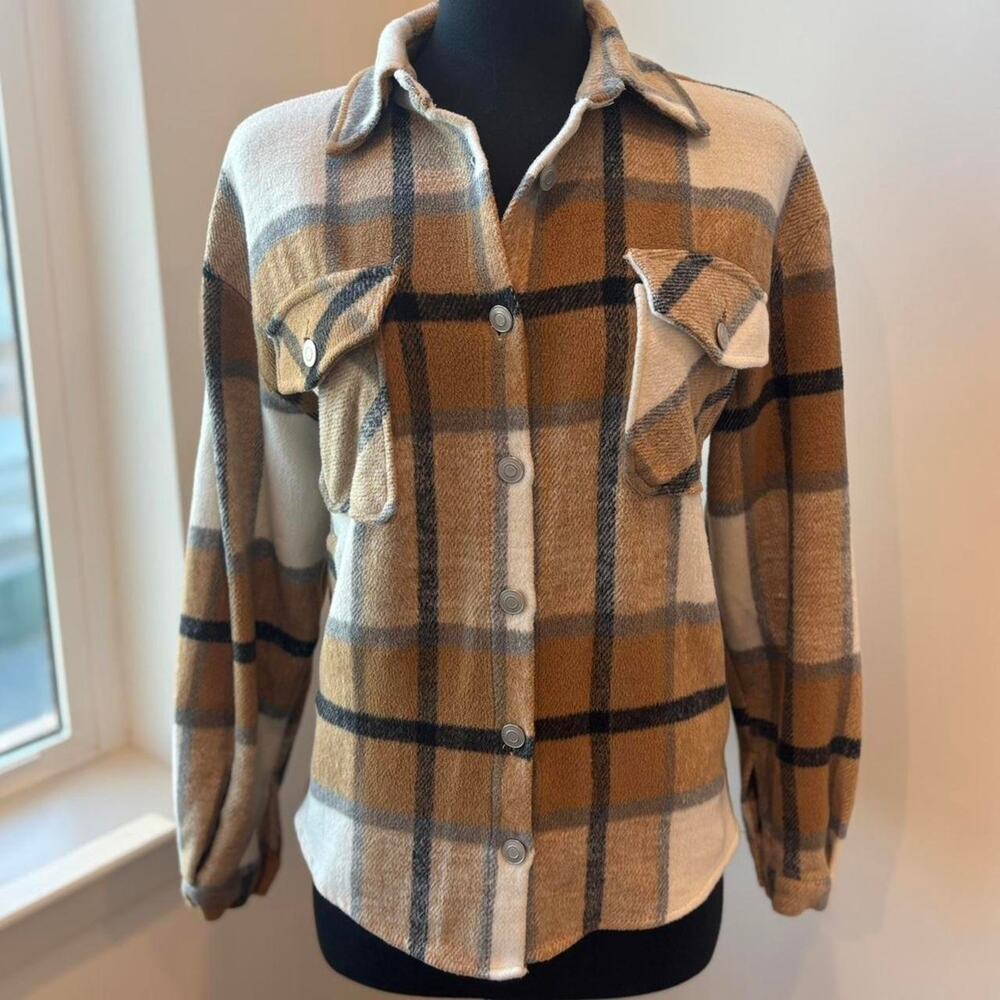 Plaid Button Up Autumn Fall Comfortable Long Sleeved Tan Jacket Size Small